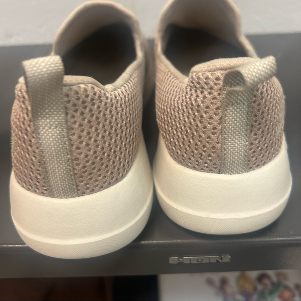 Skechers GoWalk Joy slip in sneaker 8 taupe - Picture 5 of 8